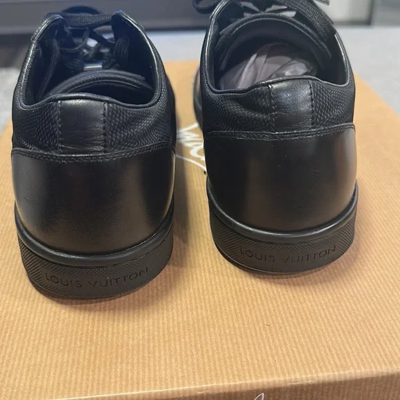 Black Louis Vuitton sneakers - Picture 4 of 6